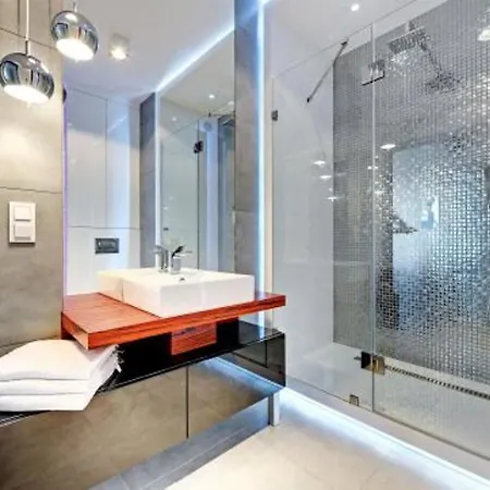 Agapella - Albatros 15 Floor, 2 Parking Spaces In The Garage * グダニスク