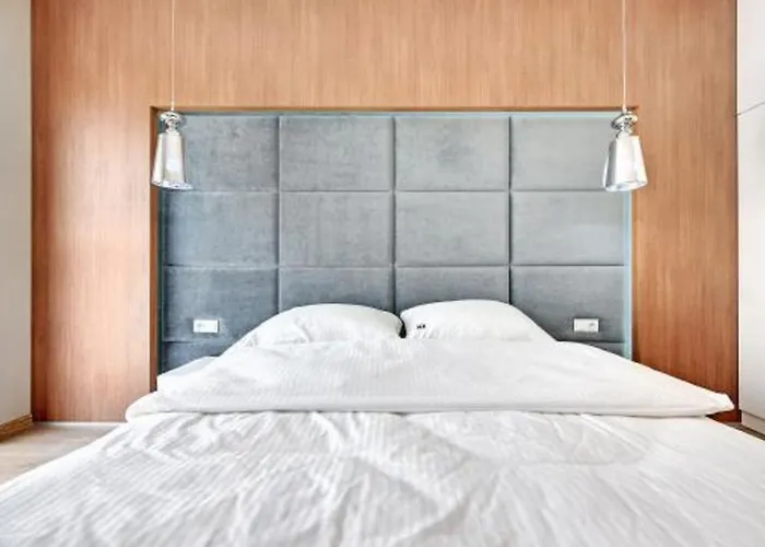 Agapella - Albatros 15 Floor, 2 Parking Spaces In The Garage *